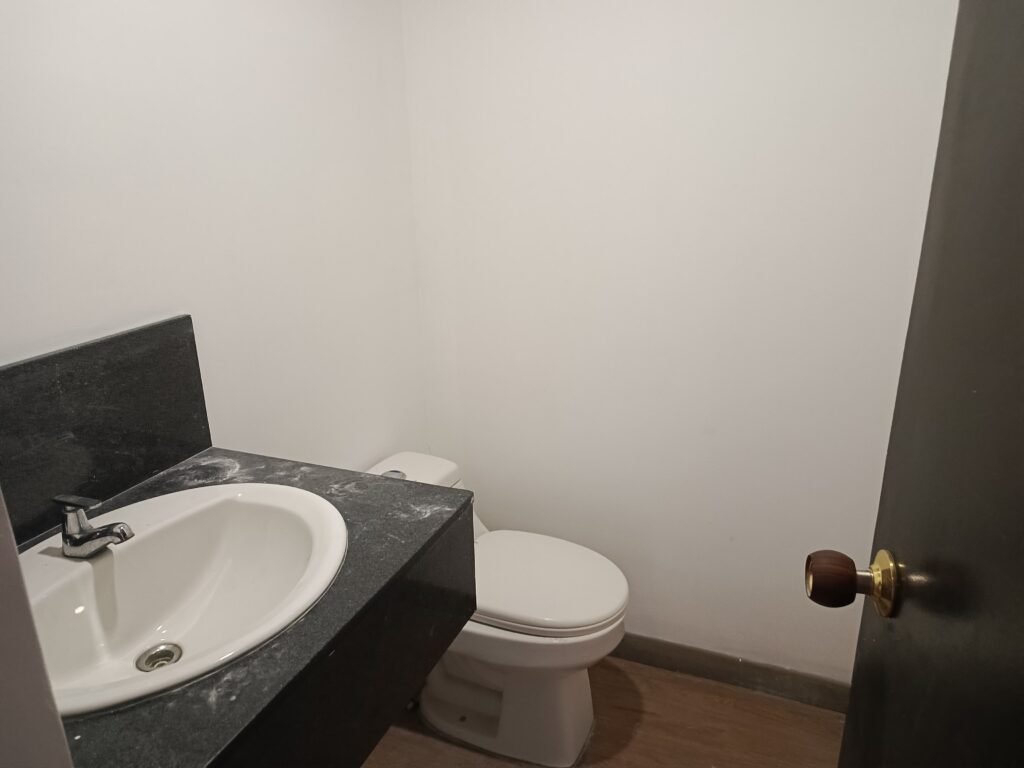 1975061020251218104437