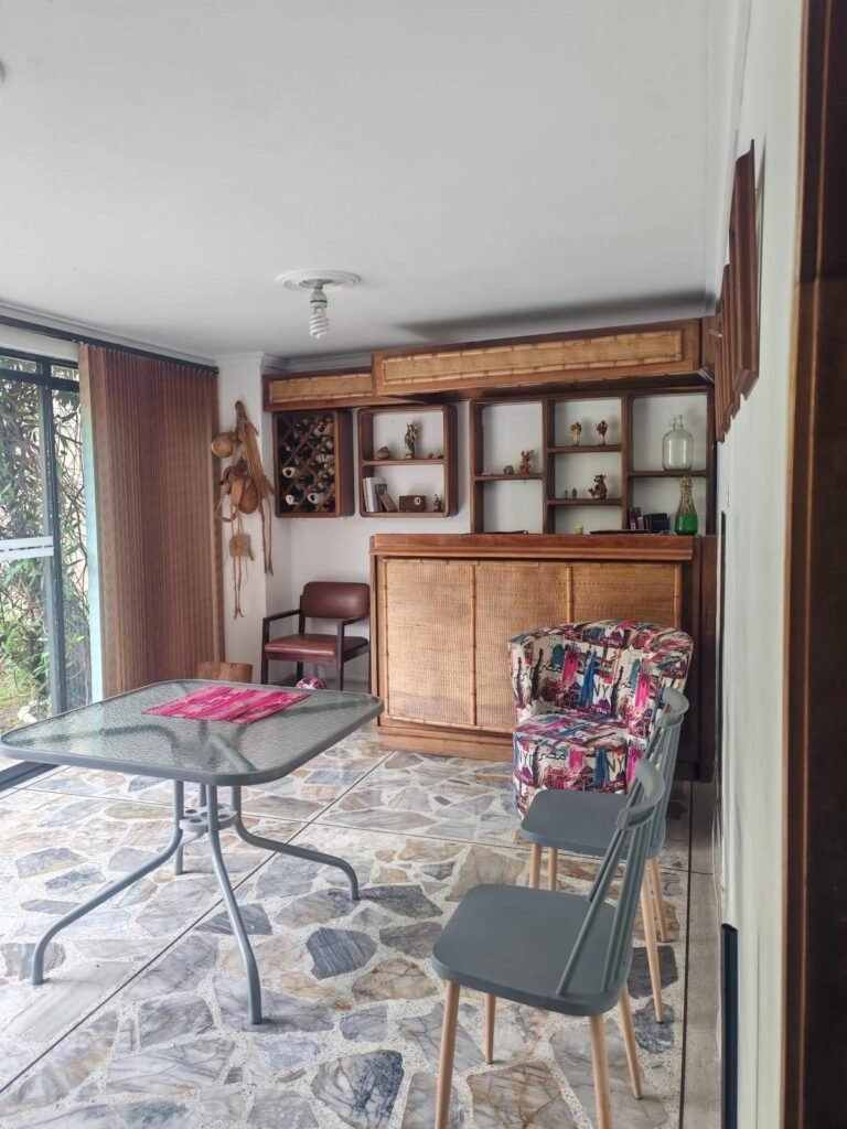 1975061020260220033300