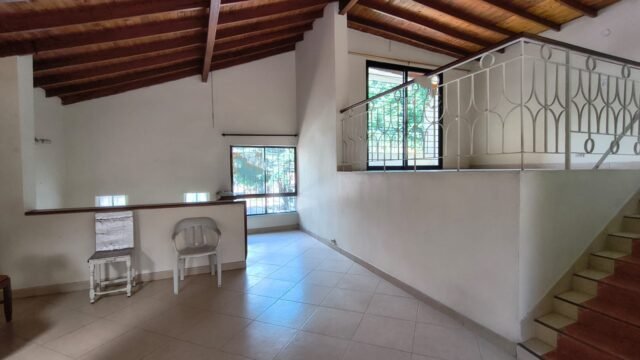 197506120260108101822