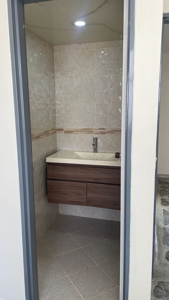 197506120260114014812