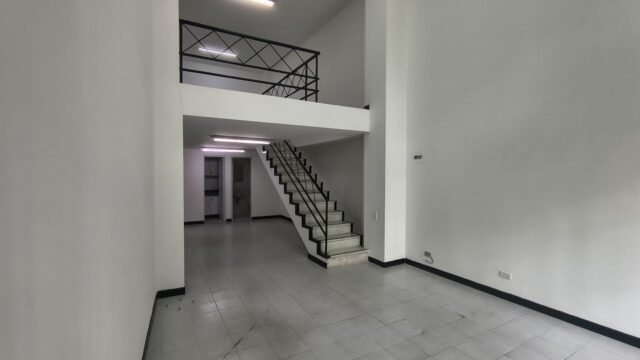 197506120260123101726