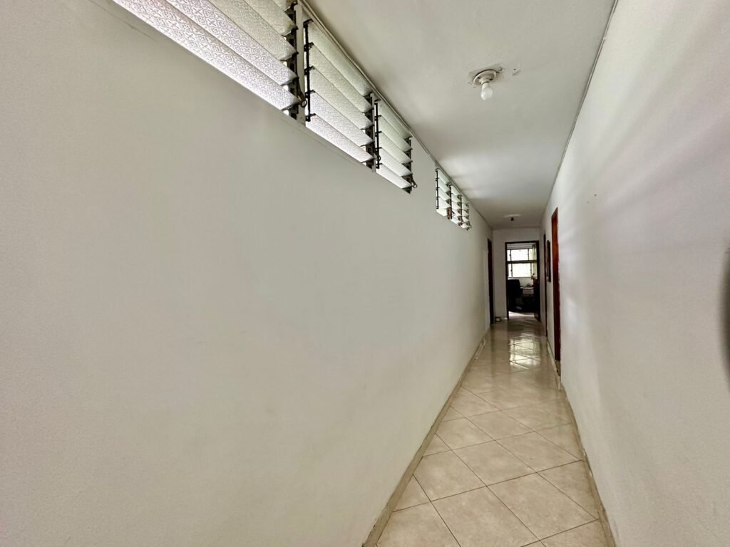 197506120260216094206