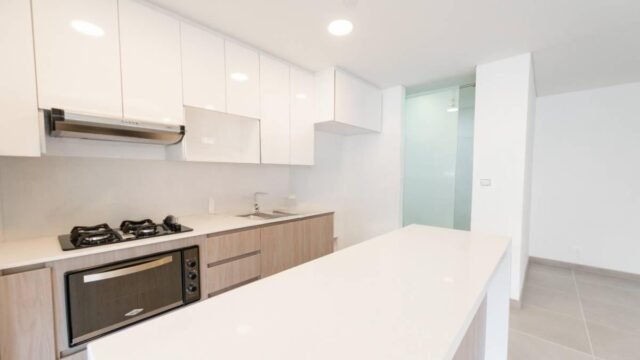 197506120260216111322