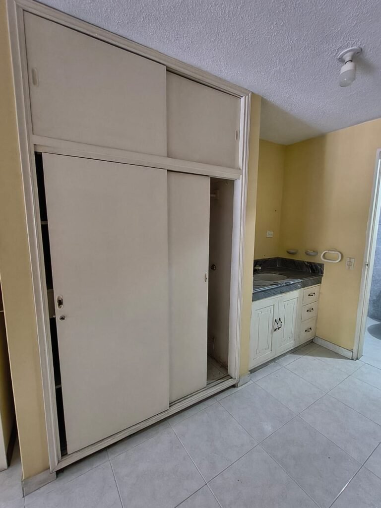 197506120260217032631