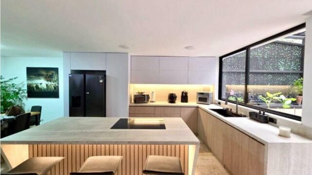 197506120260219031928