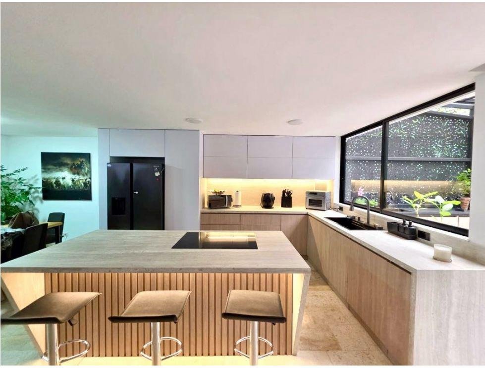 197506120260219031928