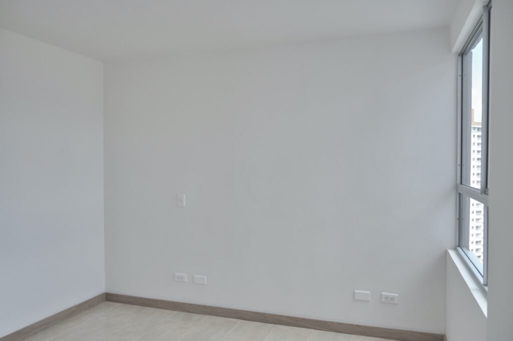 197506120260219040154