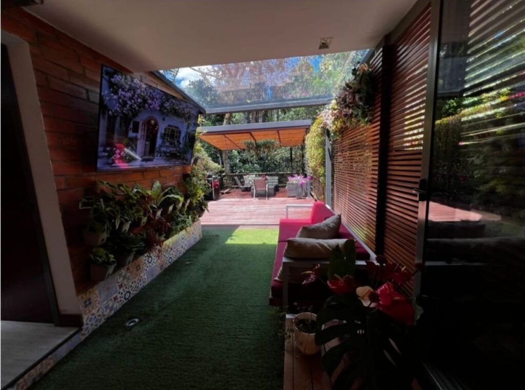 1975061220260113033705