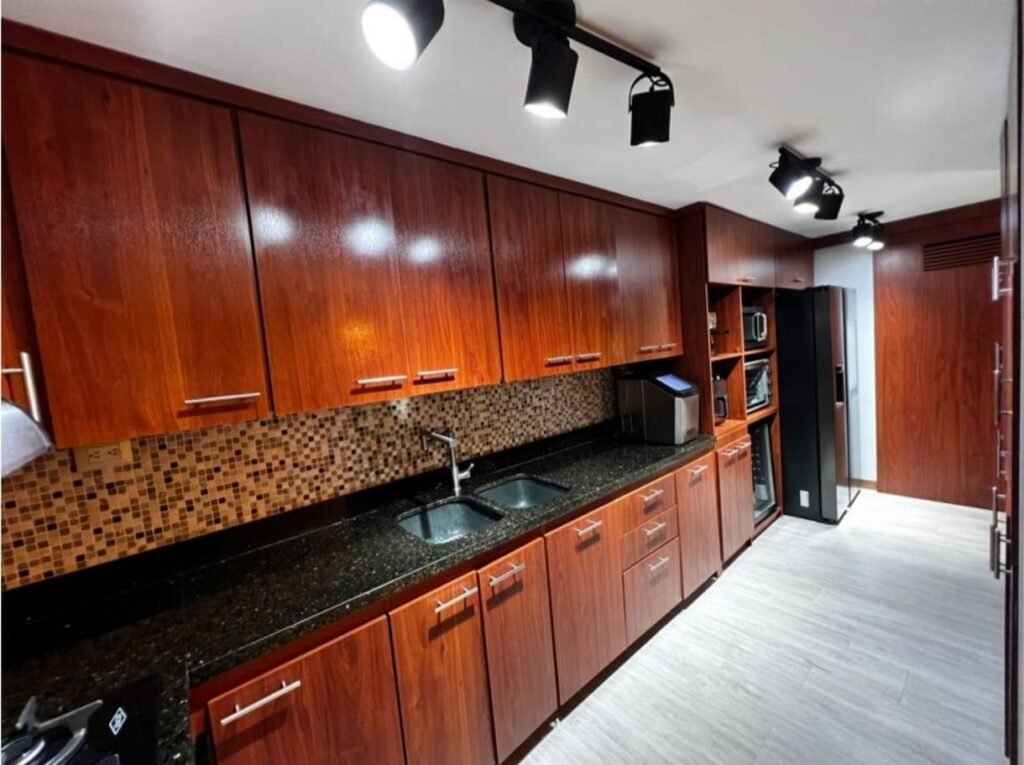 1975061320260113033705