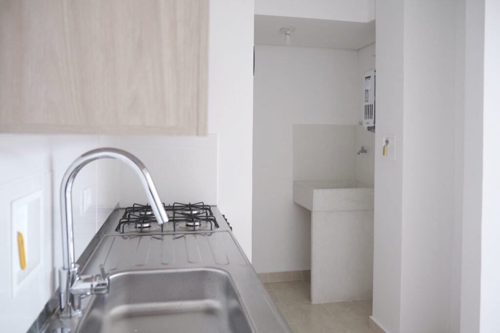 1975061820260219040208