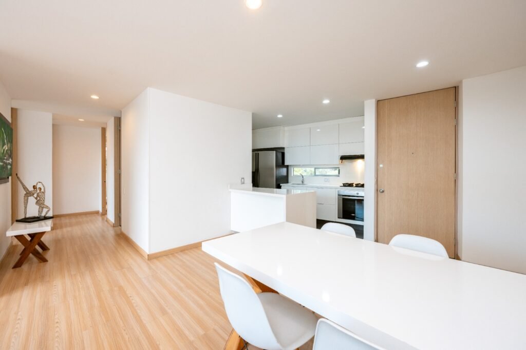 1975061920260114015808