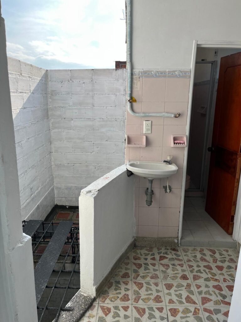 1975062120260115044440