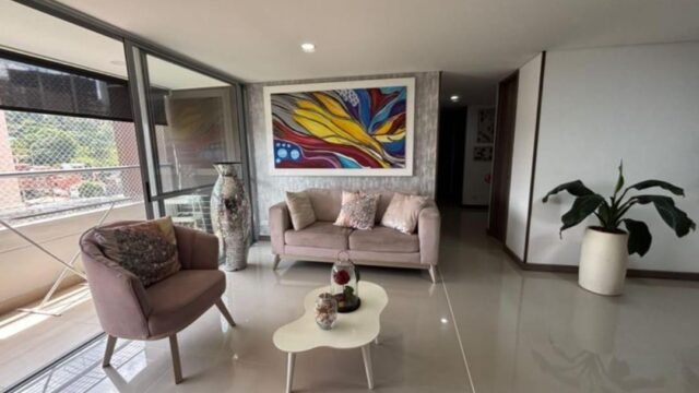 197506220251212103548