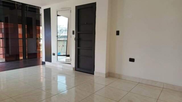 197506220251212125723