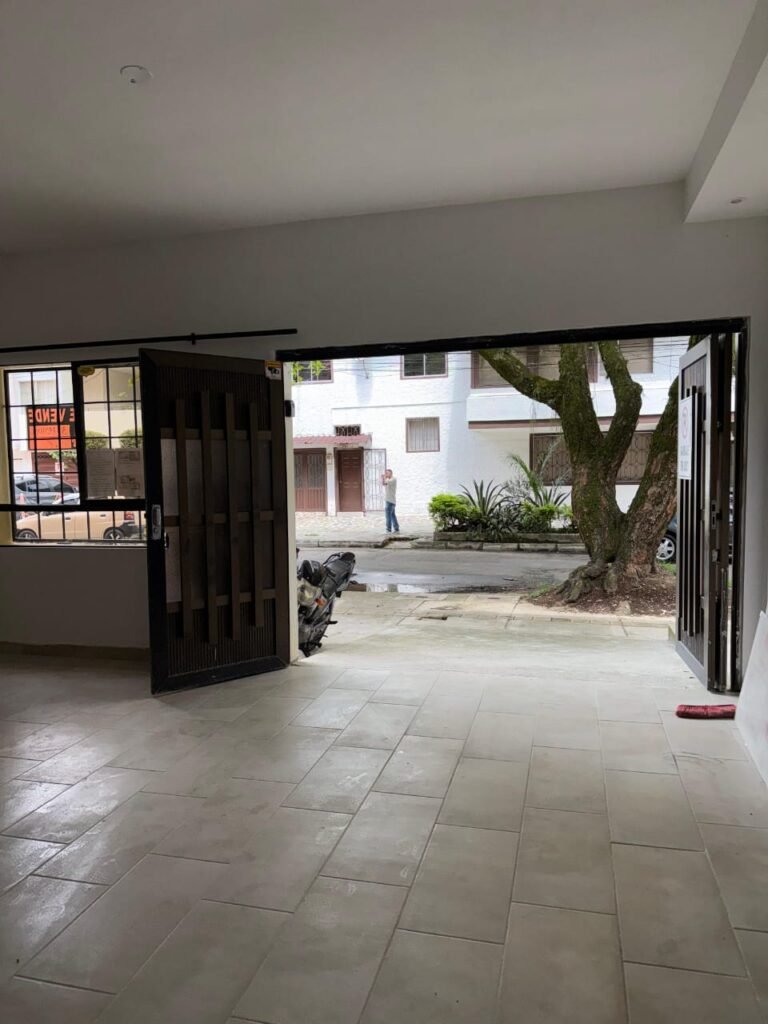 197506220251218031721