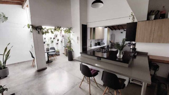 197506220260110100120