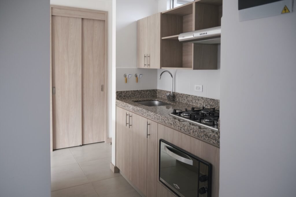 197506220260219040434