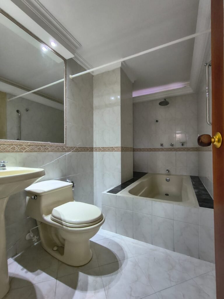 197506220260223110630