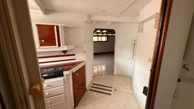 197506220260224123048