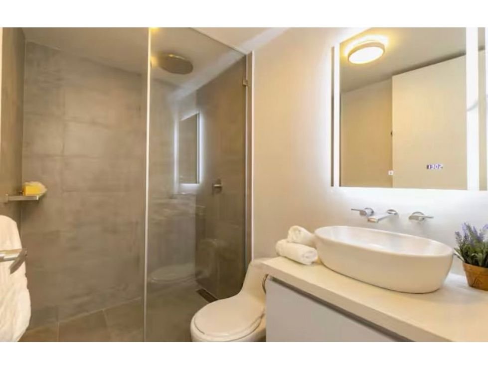 1975062420251230093952