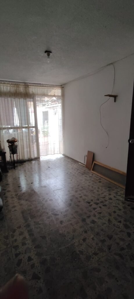 1975062720260217024014