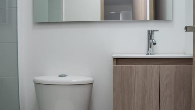 1975062720260219041458