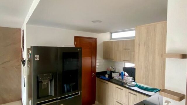 1975063120251217093315