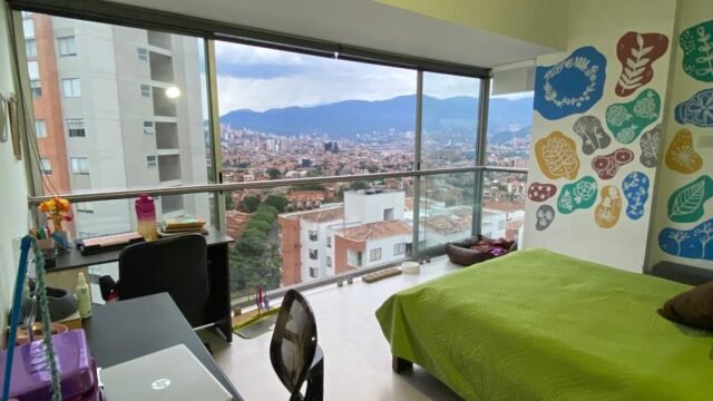 1975064020251212095049