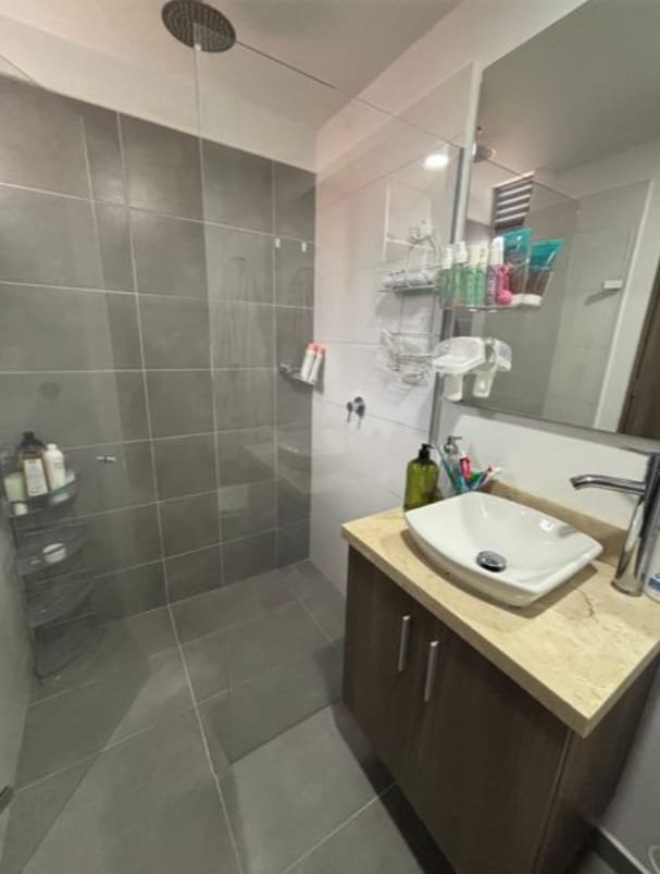 197506420251212103549