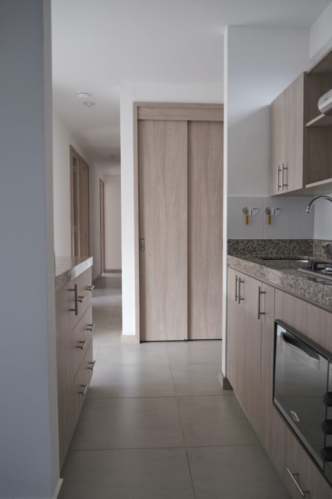 197506420260219040435