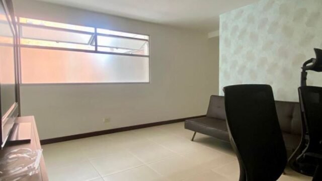 197506520251217093306