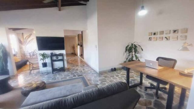 197506520260110100121