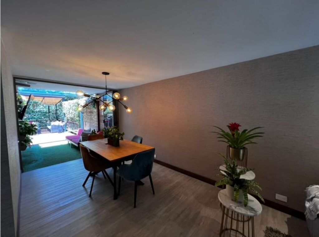 197506520260113033702