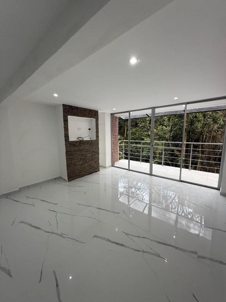 197506520260127012847