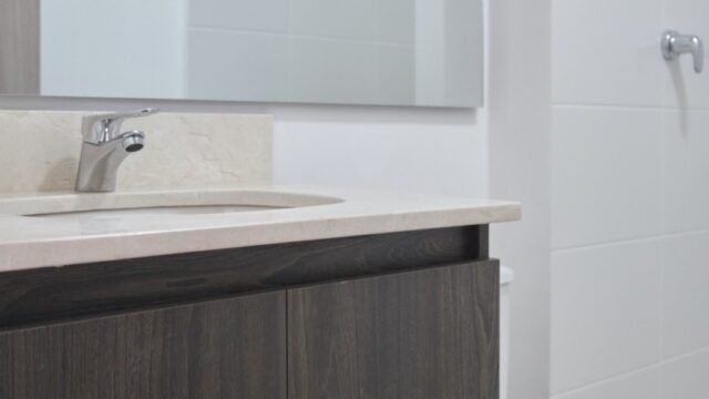 197506520260219040158