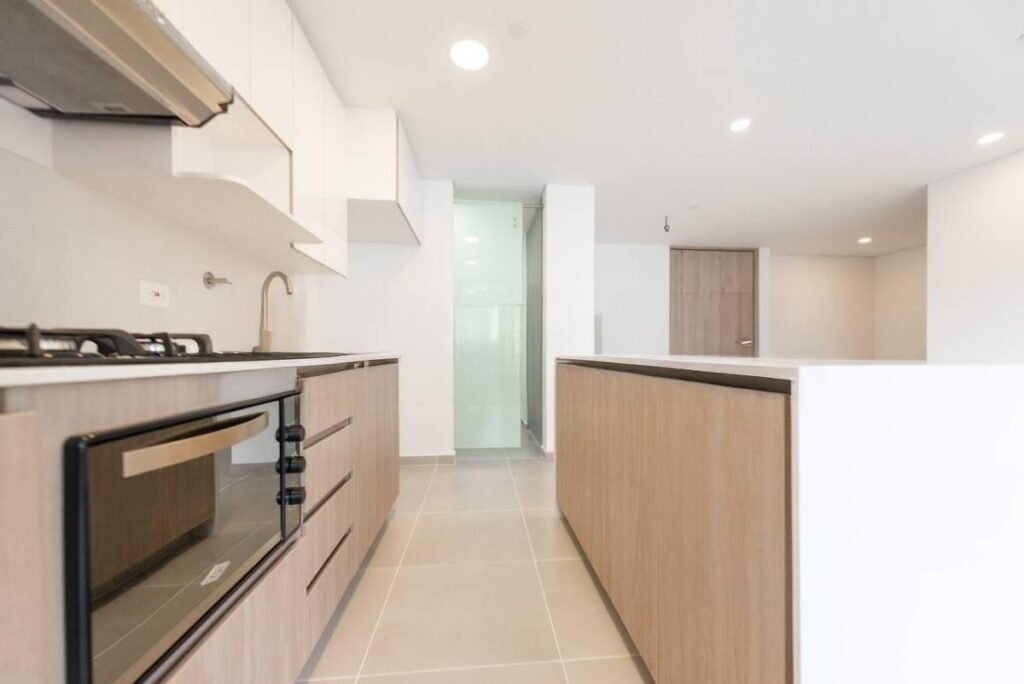 197506620260216111325