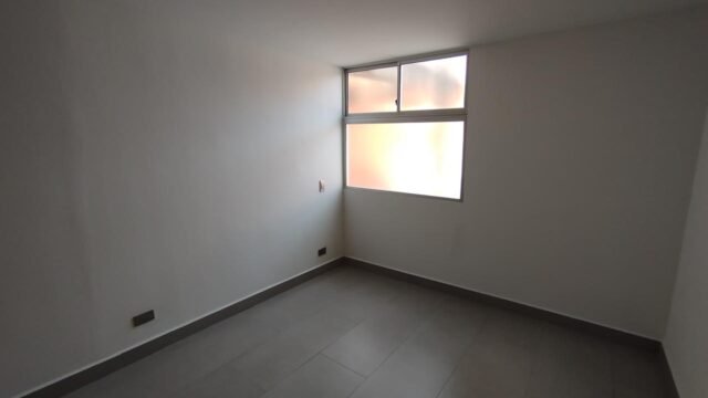 197506720251210111905