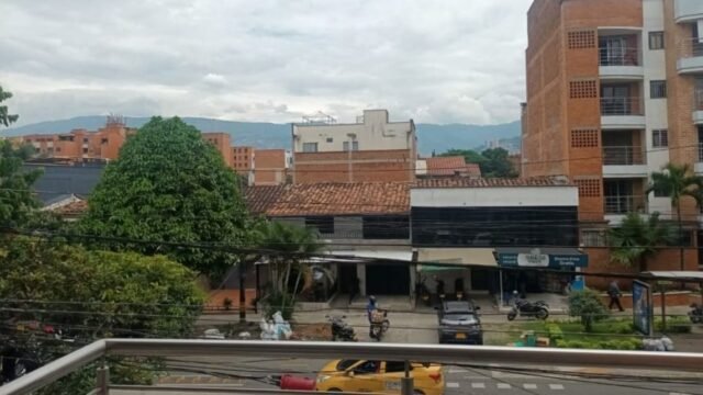 197506720251211110041