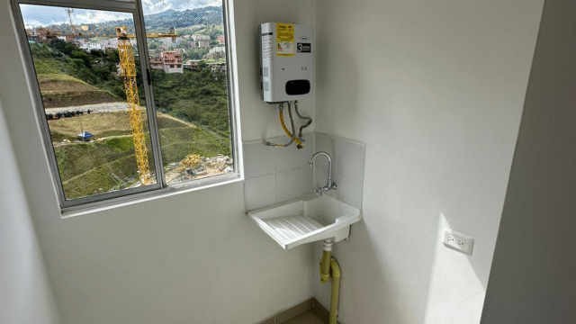 197506720251216103003