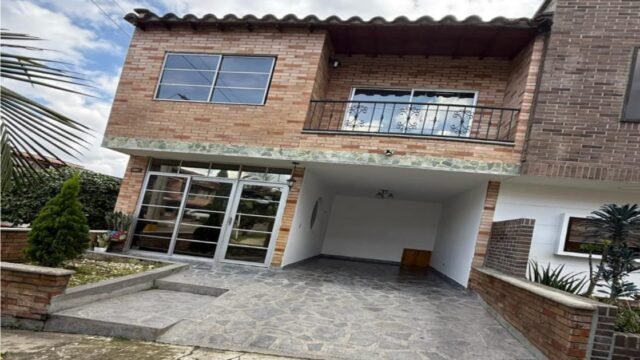 197506720251217101615