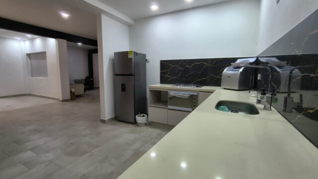 197506720251218031853