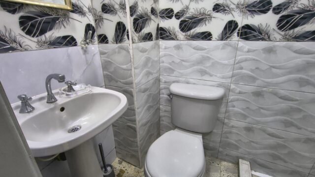 197506720251218043816