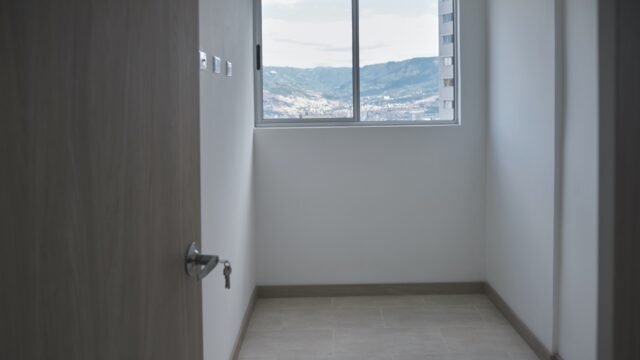 197506720260219040200