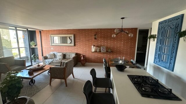 197506820251212103824