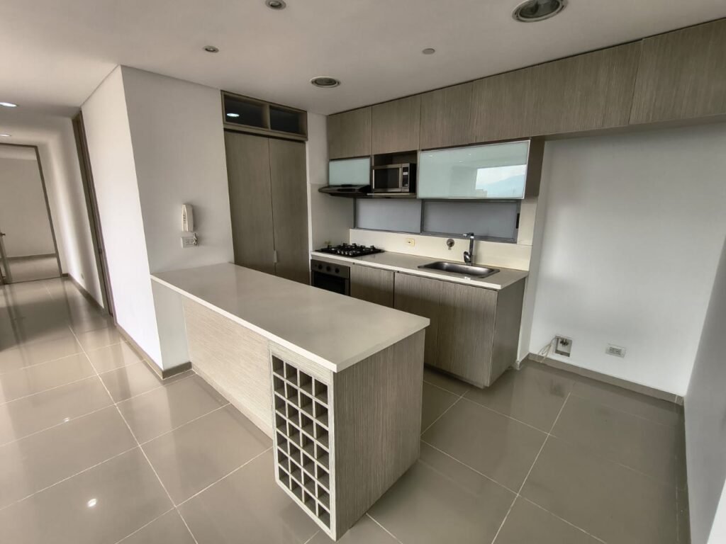 197506820251213084912