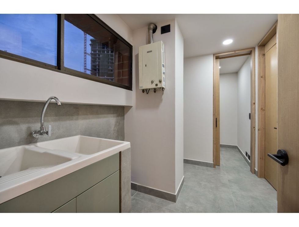 197506820251230081703