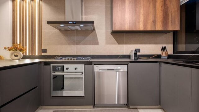 197506820251230085659