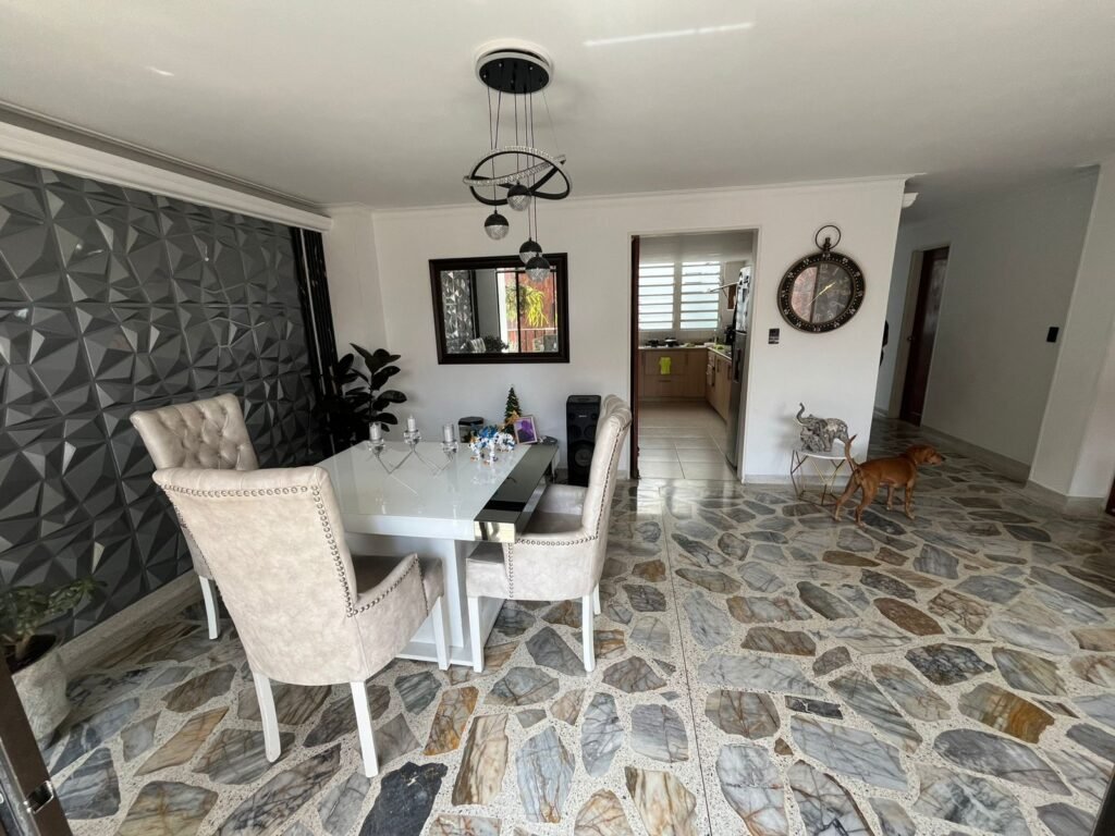 197506820260203030804 1