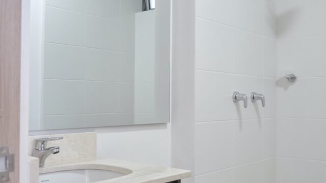 197506820260219040201