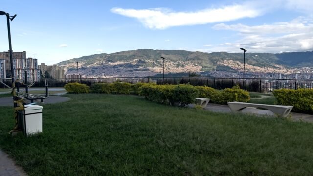 197506820260219040440